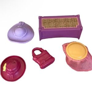 Fisher Price Loving Family Dollhouse
Furniture & Accessories